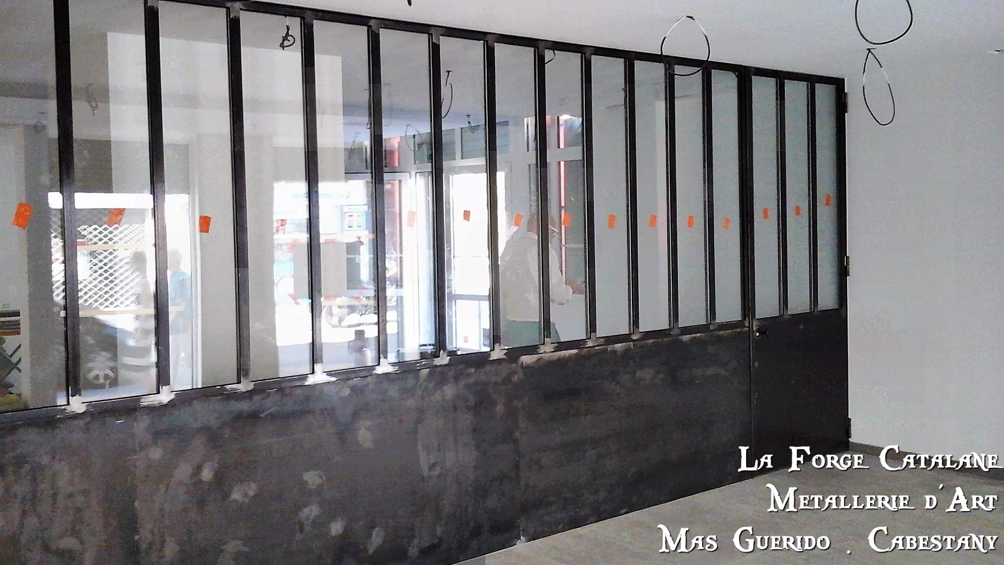 verriere type ancien atelier separation bureaux boitaclous Forge Catalane.jpg